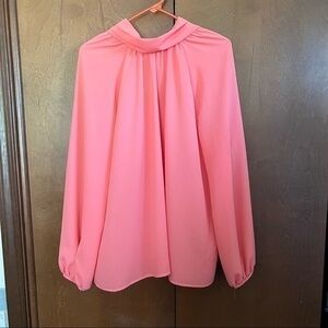 Two Hearts Boutique Sale Peach Tunic. NWT Cowel Neck/Tied Back Size Large